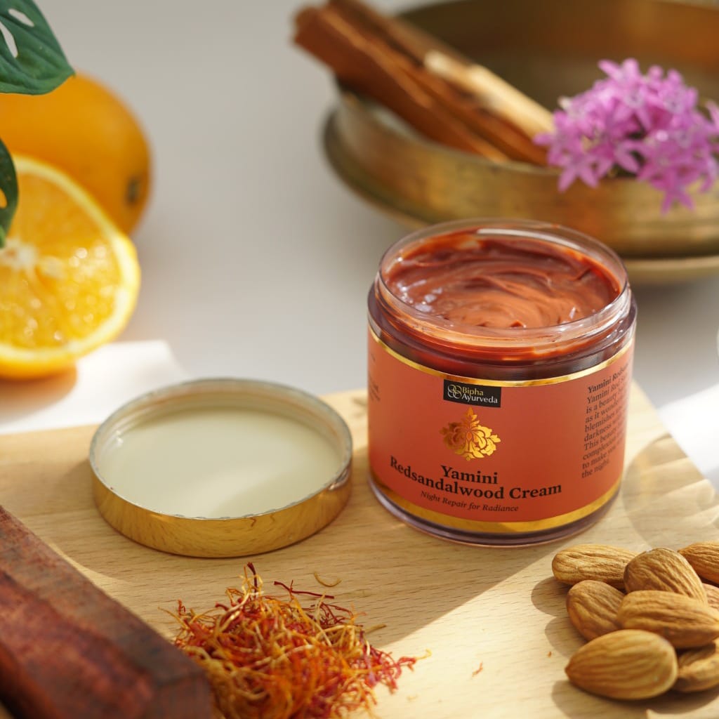 Best Monsoon Night Cream for Acne-Prone Skin – Yamini Red Sandalwood Magic